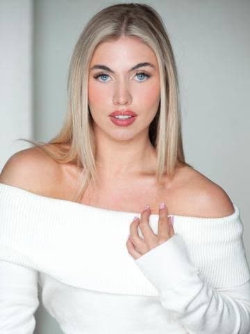 Nadia Sol, Fashion model